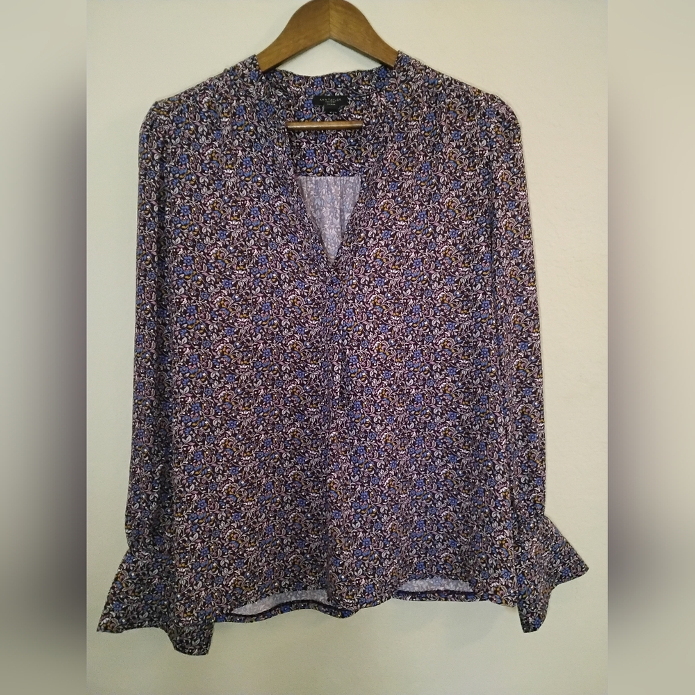 Ann Taylor Factory Blouse Womens Medium Purple Blue White Floral Cottagecore Top